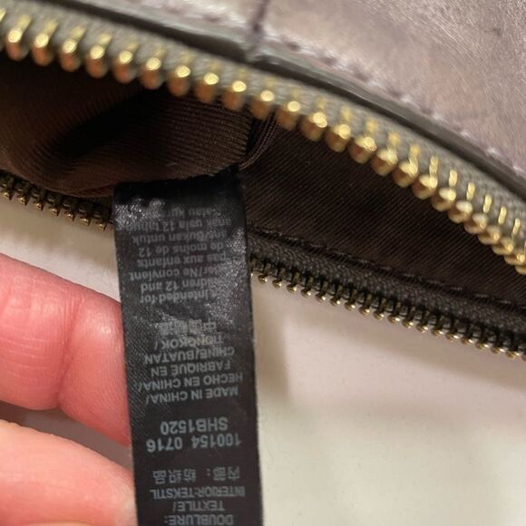 Fossil Grey Leather Crossbody purse handbag - Picture 7 of 9